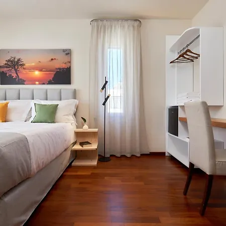 Rodo Seafront With Heated Private Pool And Jacuzzis By Volta And * Kokkini Hani